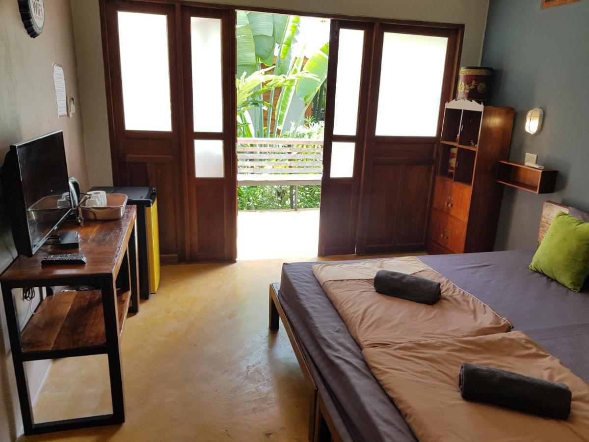 Slow Life Sabaidee Pai Bed&Breakfast Exterior foto